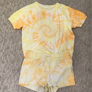 GAP YELLOW TIE DYE LOUNGE SET